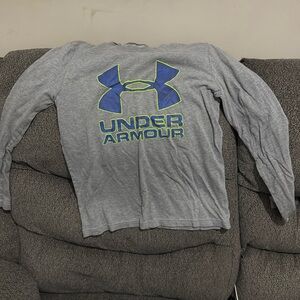 Boys medium Under Armour long sleeve